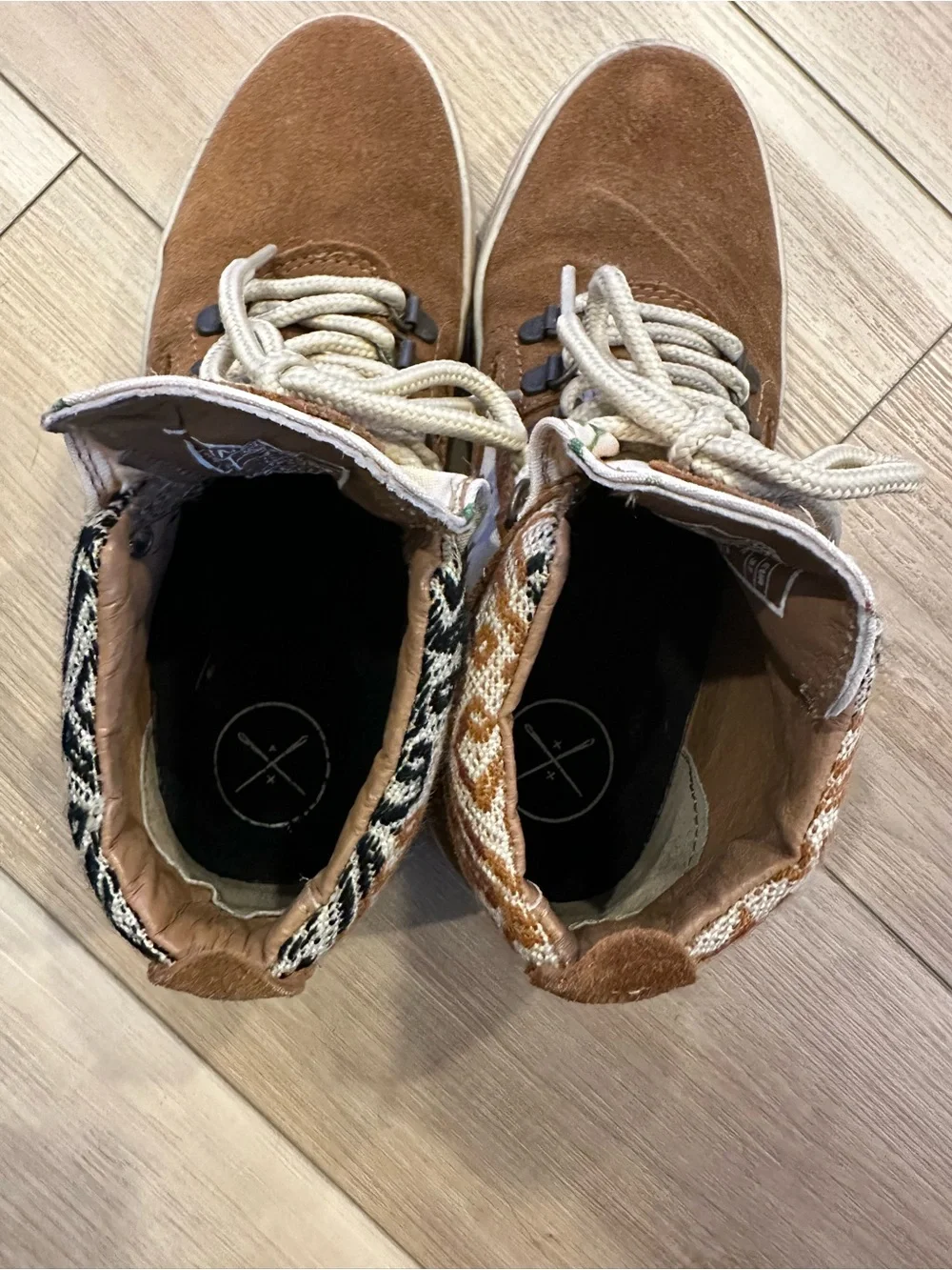 inkkas Brown Leather High-Top Sneaker with Cream & Black Woven Detail size 6W